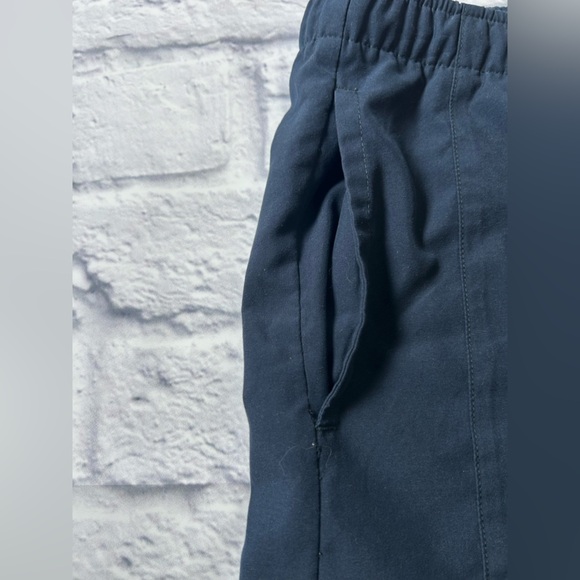 Nike Black Athletic Shorts Moisture-Wicking Relaxed Fit with Pockets. Size Med - Picture 5 of 8